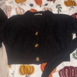 Black cropped sweater